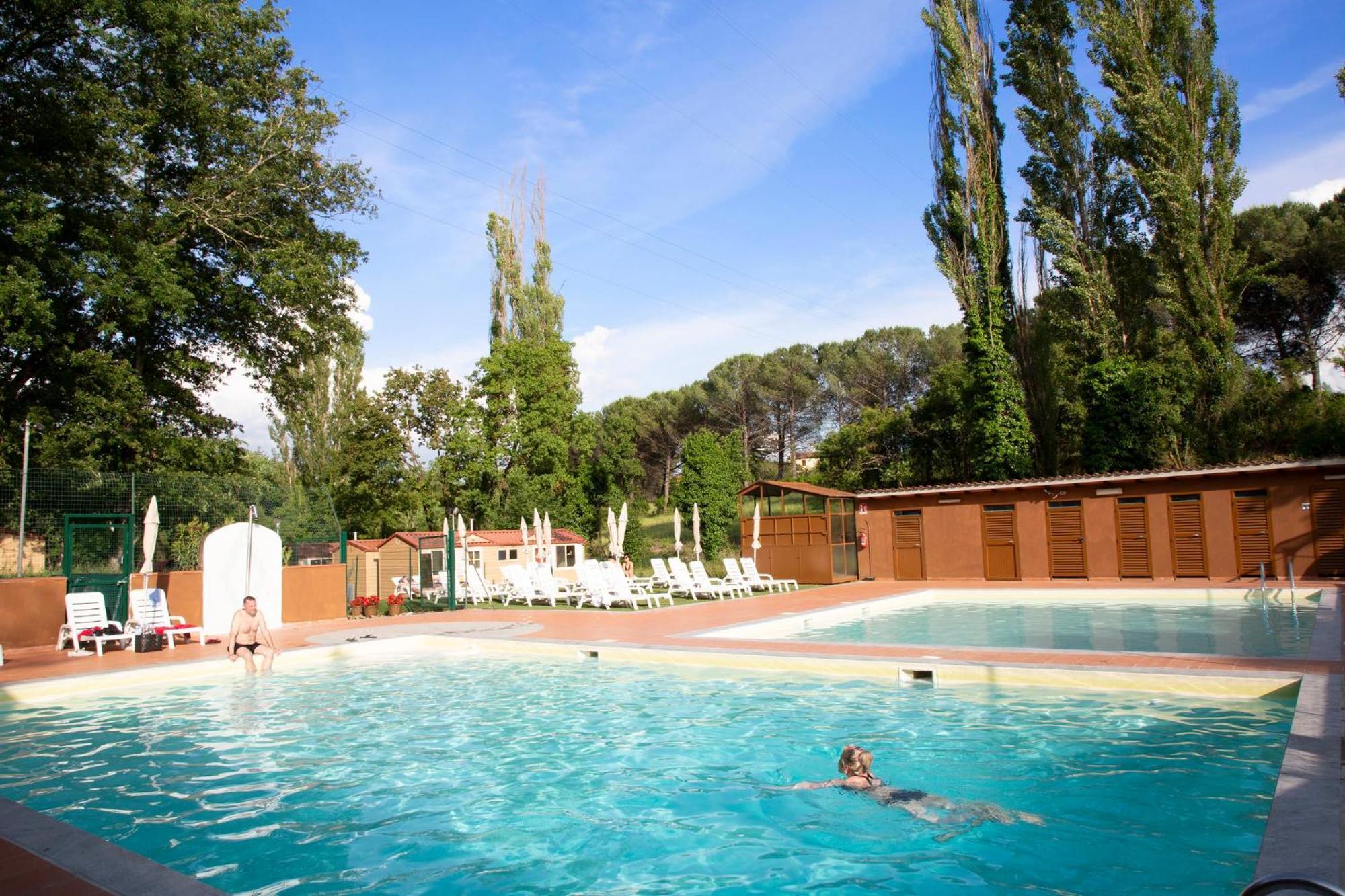 Hu Firenze Certosa Camping In Town Impruneta Exterior foto