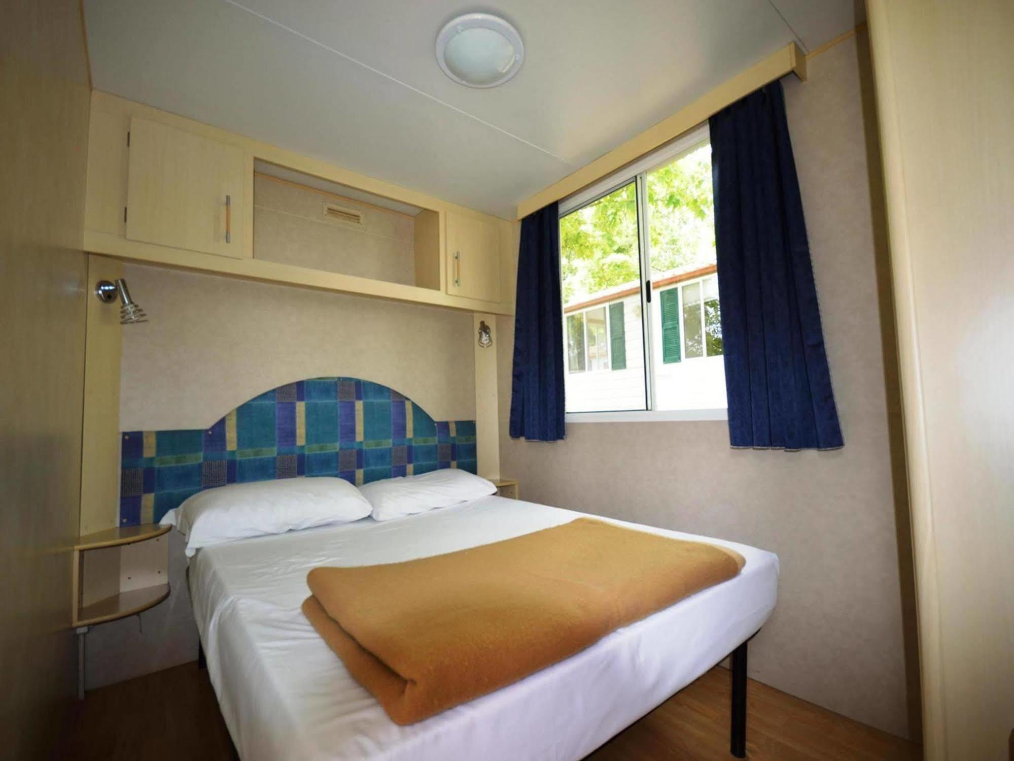 Hu Firenze Certosa Camping In Town Impruneta Exterior foto